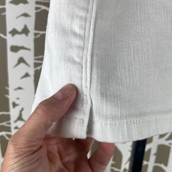 Levi’s Mid Rise Denim Shorts 6 White - Picture 3 of 7